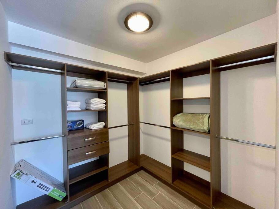 Lovely 2 Bedroom Rental Unit With Free Parking Ciudad de Guatemala Exteriér fotografie