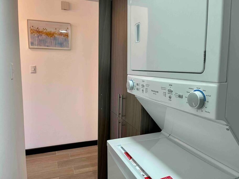 Lovely 2 Bedroom Rental Unit With Free Parking Ciudad de Guatemala Exteriér fotografie